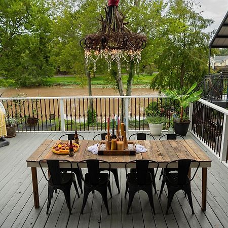 Chateau Royale, Pet Friendly, On Bayou, Downtown! New Iberia Exterior foto